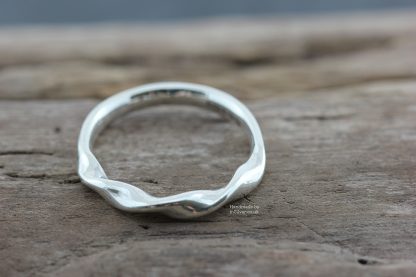 Partial Ribbon Twist ring
