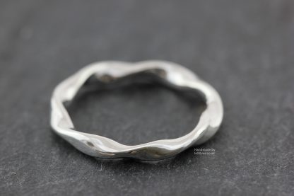 Sterling silver Ribbon Twist ring