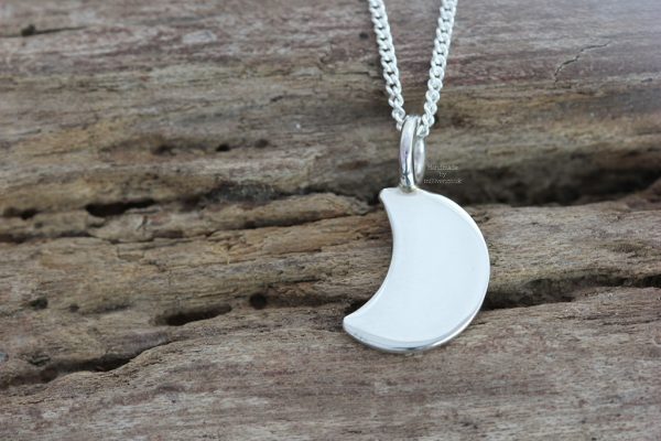 Mini crescent moon pendant, plain, waxing