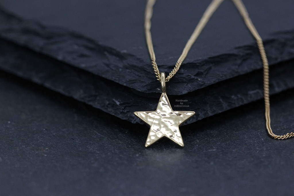 Glitter Hammered Star pendant Gold Vermeil