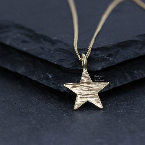 Line Hammered Star Pendant Gold Vermeil
