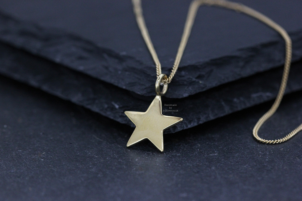 Glitter Hammered Star pendant Gold Vermeil - Image 2