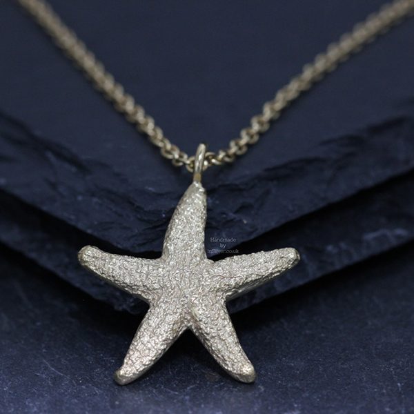 Starfish Pendant Trace Chain in Gold Vermeil