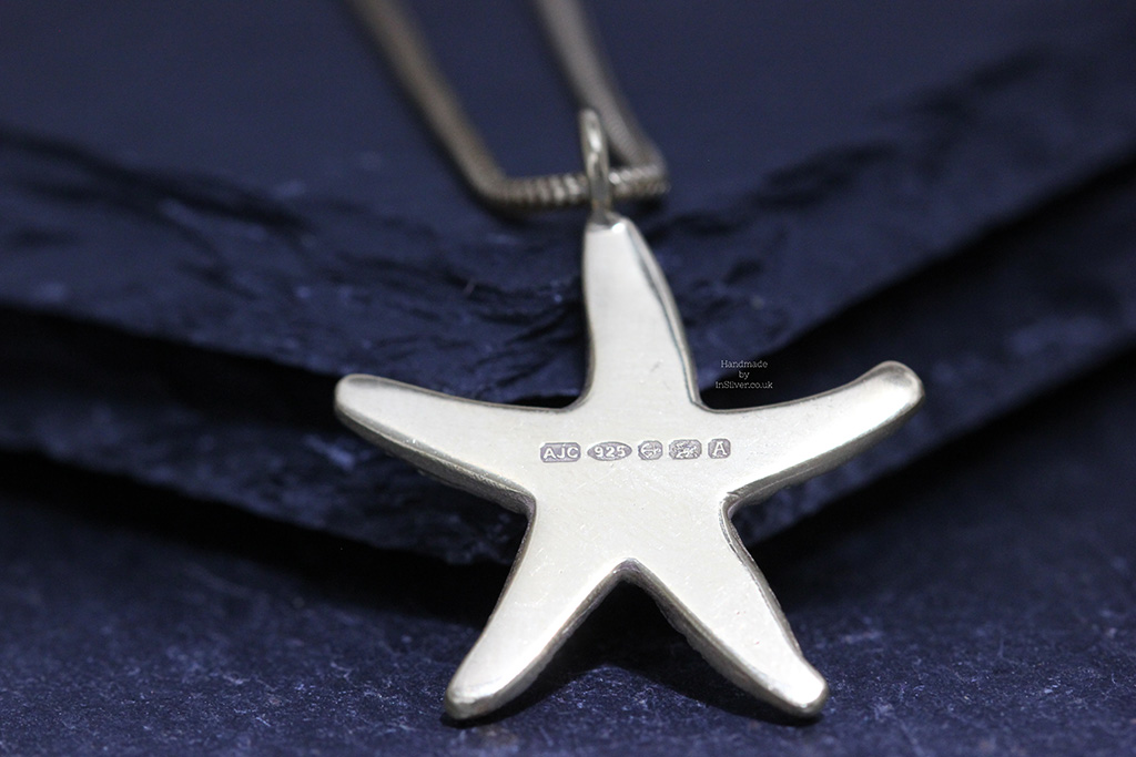 Starfish Pendant Snake Chain in Gold Vermeil - Image 2